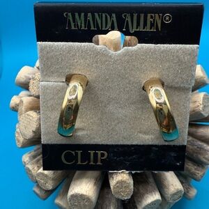New Amanda Allen Gold hoop Clip Earrings